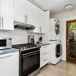 Venice Gem Private Beach Bungalow